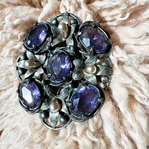 VTG 3” 1930s Purple Glass Stone Faux Pearl Floral Shield Pewter Brooch Pin